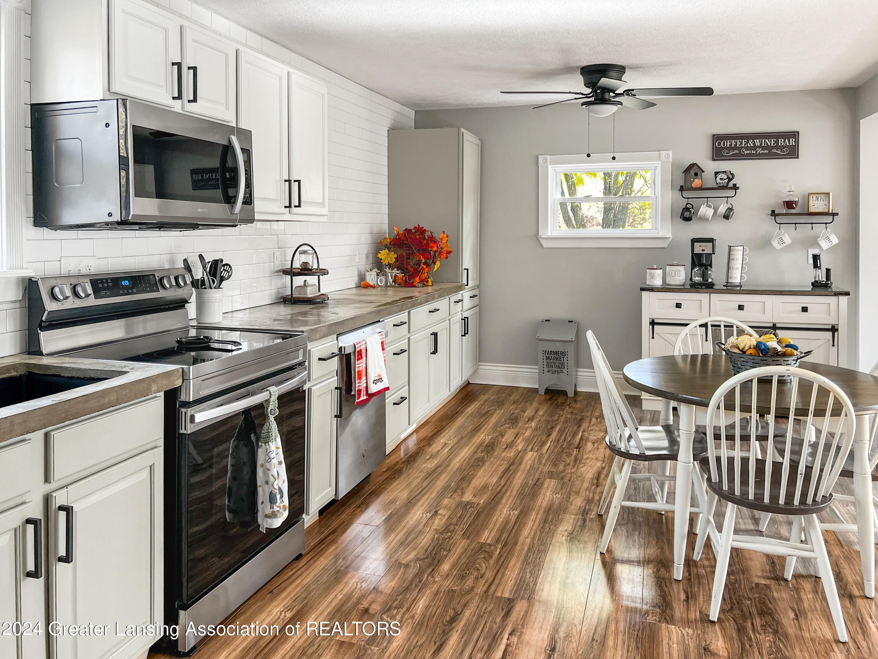 511 Tyrrell Road Bancroft, MI 48414 - Photo 10 of 32 Kitchen