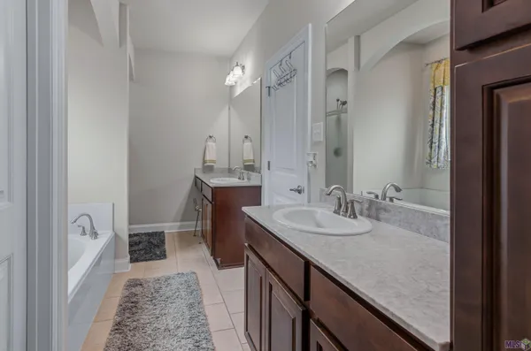 $355,000 | 8685 Sandpiper Street, Denham Springs, LA 70706