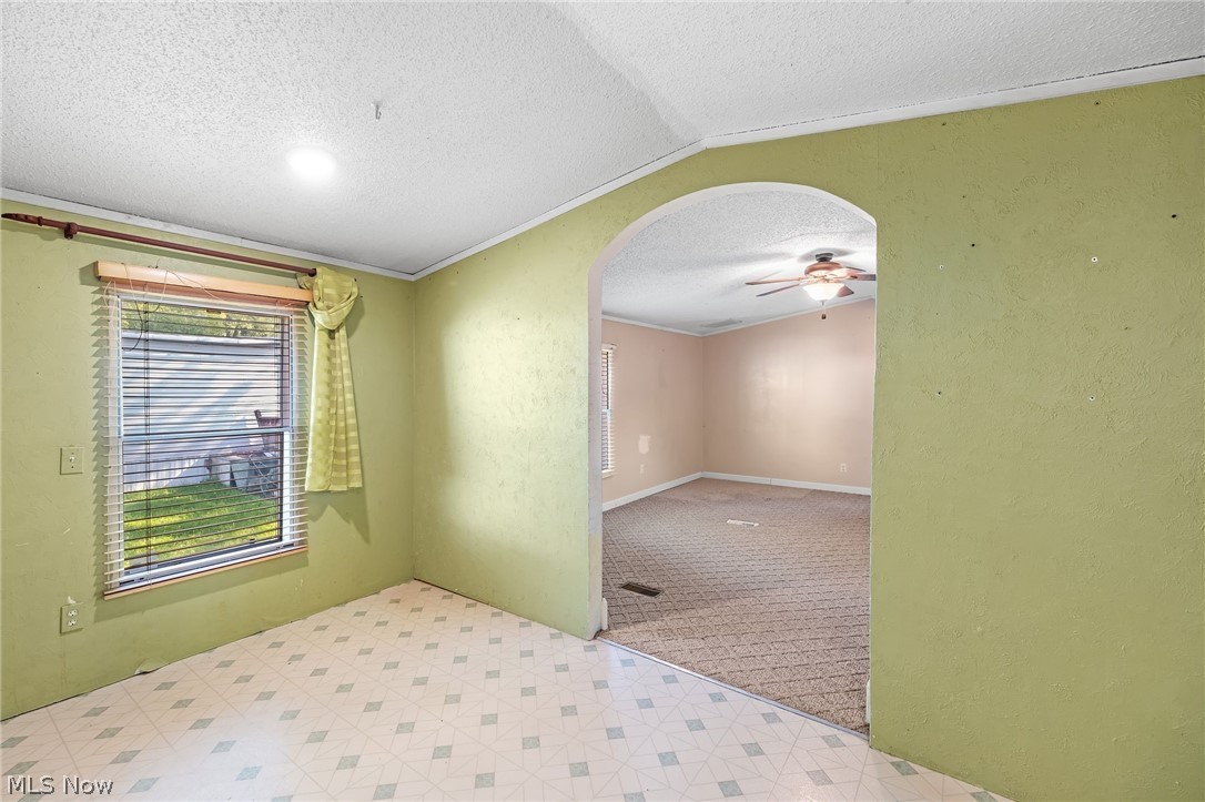 6544 Ricky Lane Ravenna, OH 44266 - Photo 11 of 30 Gallery Image 11