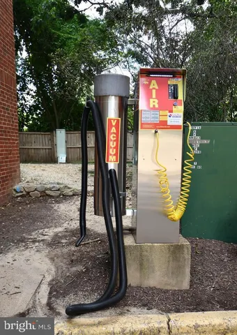 $2,300 | 3312 Wyndham Circle, Unit 107, Alexandria, VA 22302