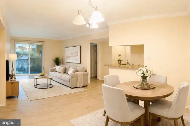 $2,300 | 3312 Wyndham Circle, Unit 107, Alexandria, VA 22302