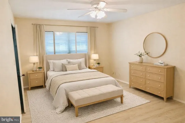 $2,300 | 3312 Wyndham Circle, Unit 107, Alexandria, VA 22302