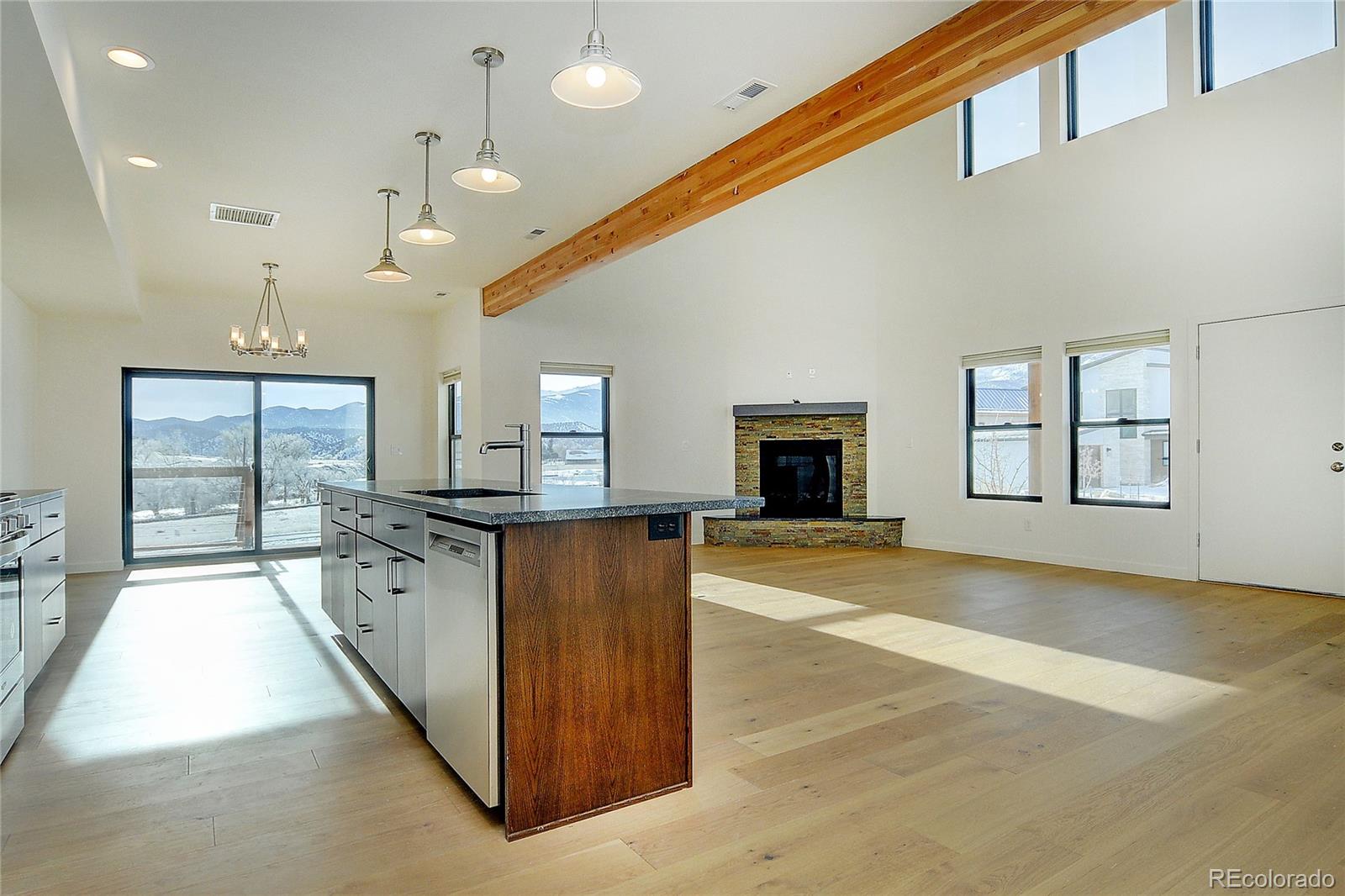 408 Two Rivers Road, Unit B Salida, CO 81201 - Photo 8 of 33 Gallery Image 8