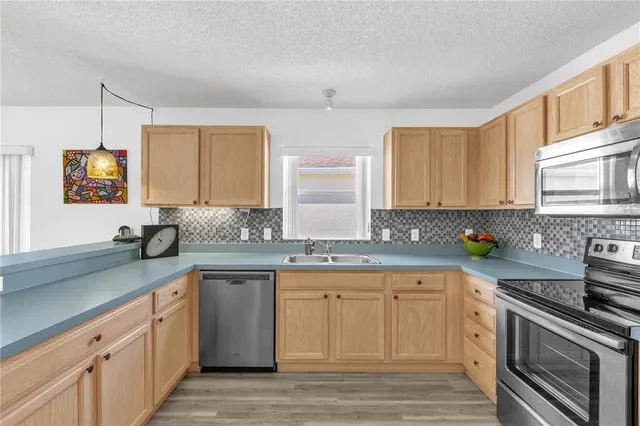 $280,000 | 8386 Southeast 173rd Hamilton Place, The Villages, FL 32162