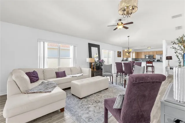 $280,000 | 8386 Southeast 173rd Hamilton Place, The Villages, FL 32162