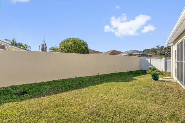 $280,000 | 8386 Southeast 173rd Hamilton Place, The Villages, FL 32162