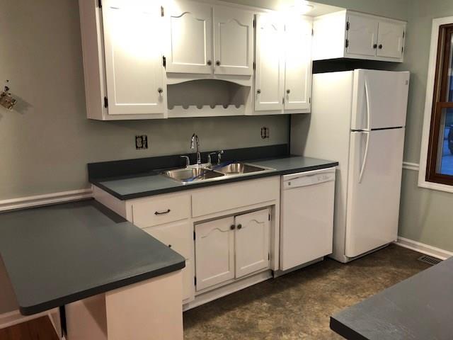 119 South Lansdown Way Anderson, IN 46012 - Photo 4 of 14 Gallery Image 4