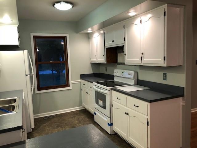 119 South Lansdown Way Anderson, IN 46012 - Photo 5 of 14 Gallery Image 5