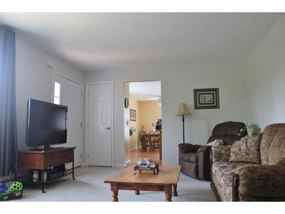 5 Cooper Street Springfield, VT 05156 - Photo 6 of 24