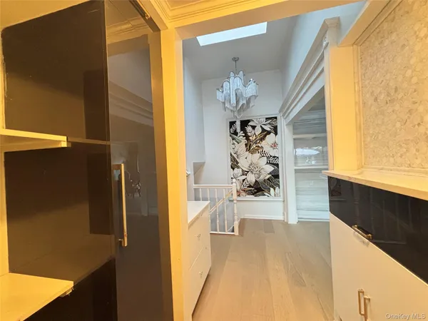 $1,280,000 | 105 Seaman Road, Jericho, NY 11753