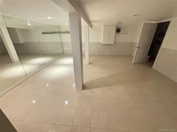 $1,280,000 | 105 Seaman Road, Jericho, NY 11753