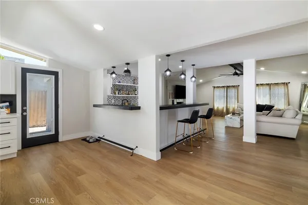 $999,999 | 19945 Gresham Street, Northridge, CA 91324