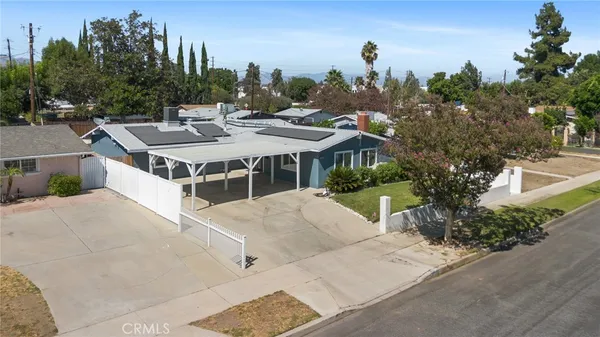 $999,999 | 19945 Gresham Street, Northridge, CA 91324