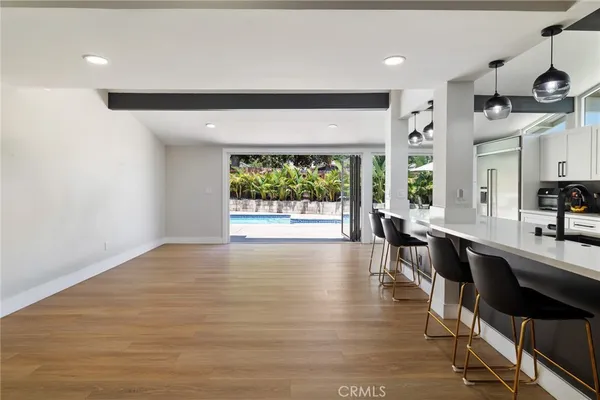 $999,999 | 19945 Gresham Street, Northridge, CA 91324