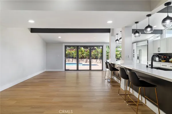 $999,999 | 19945 Gresham Street, Northridge, CA 91324