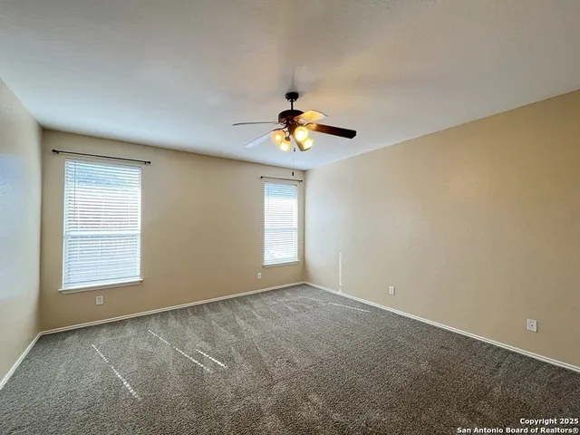 $2,050 | 24519 Alamosa Falls, San Antonio, TX 78255