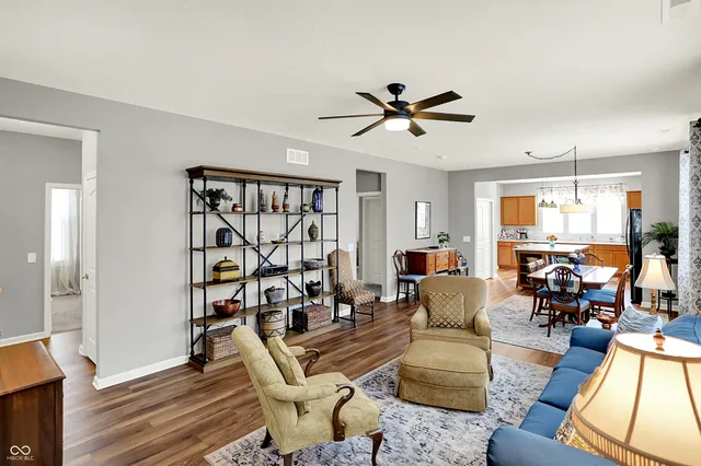 $362,900 | 4585 Mimosa Drive, Plainfield, IN 46168