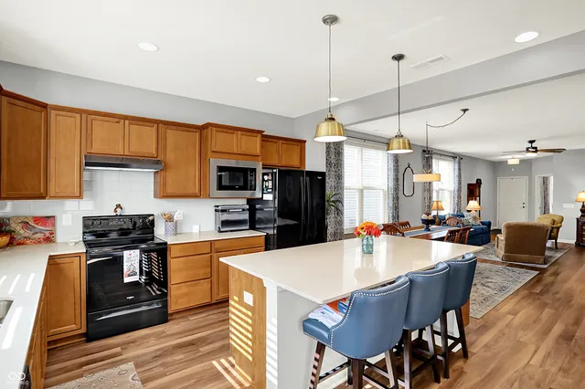 $362,900 | 4585 Mimosa Drive, Plainfield, IN 46168