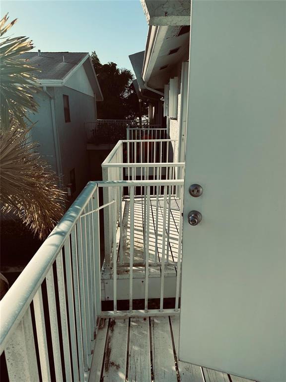4121 Northeast 21st Terrace, Unit 3 Lighthouse Point, FL 33064 - Photo 29 of 40 GetMedia (16)