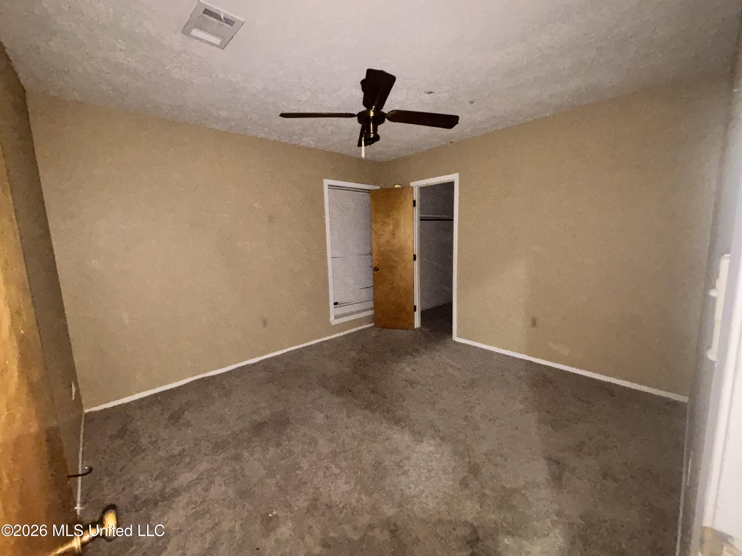 1617 Edgewood Place Clinton, MS 39056 - Photo 6 of 16 IMG_4454