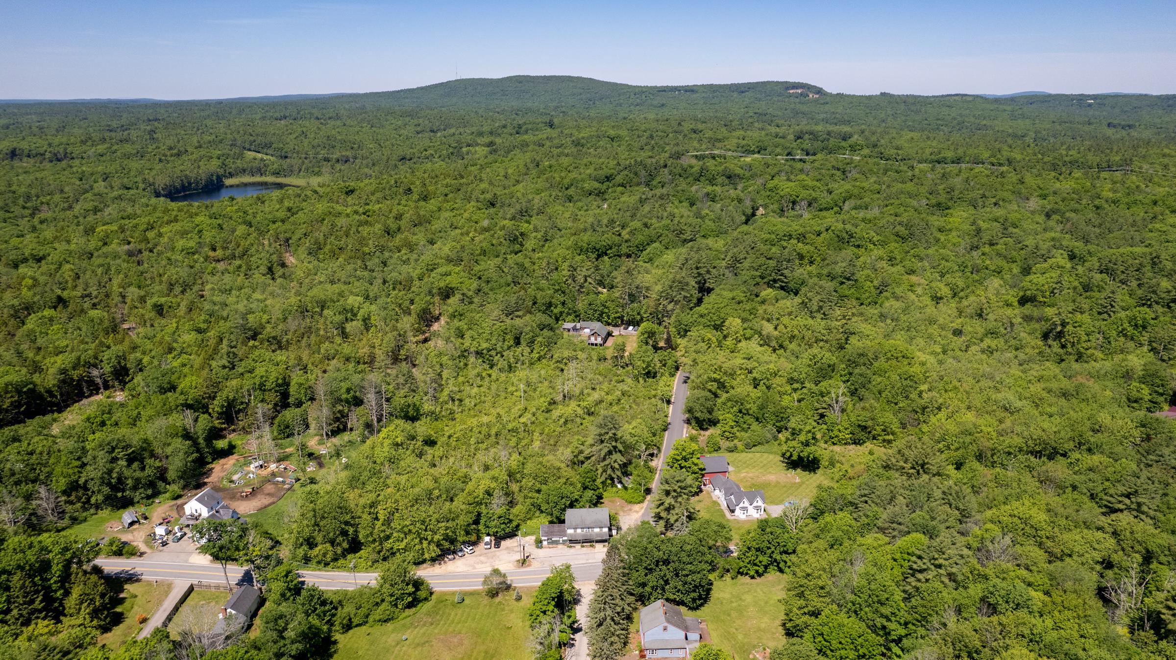 368 Stage Road Nottingham, NH 03290 - Photo 28 of 31