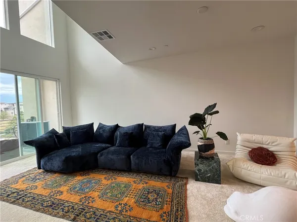 $4,250 | 10547 COUPLAND Way, San Diego, CA 92126