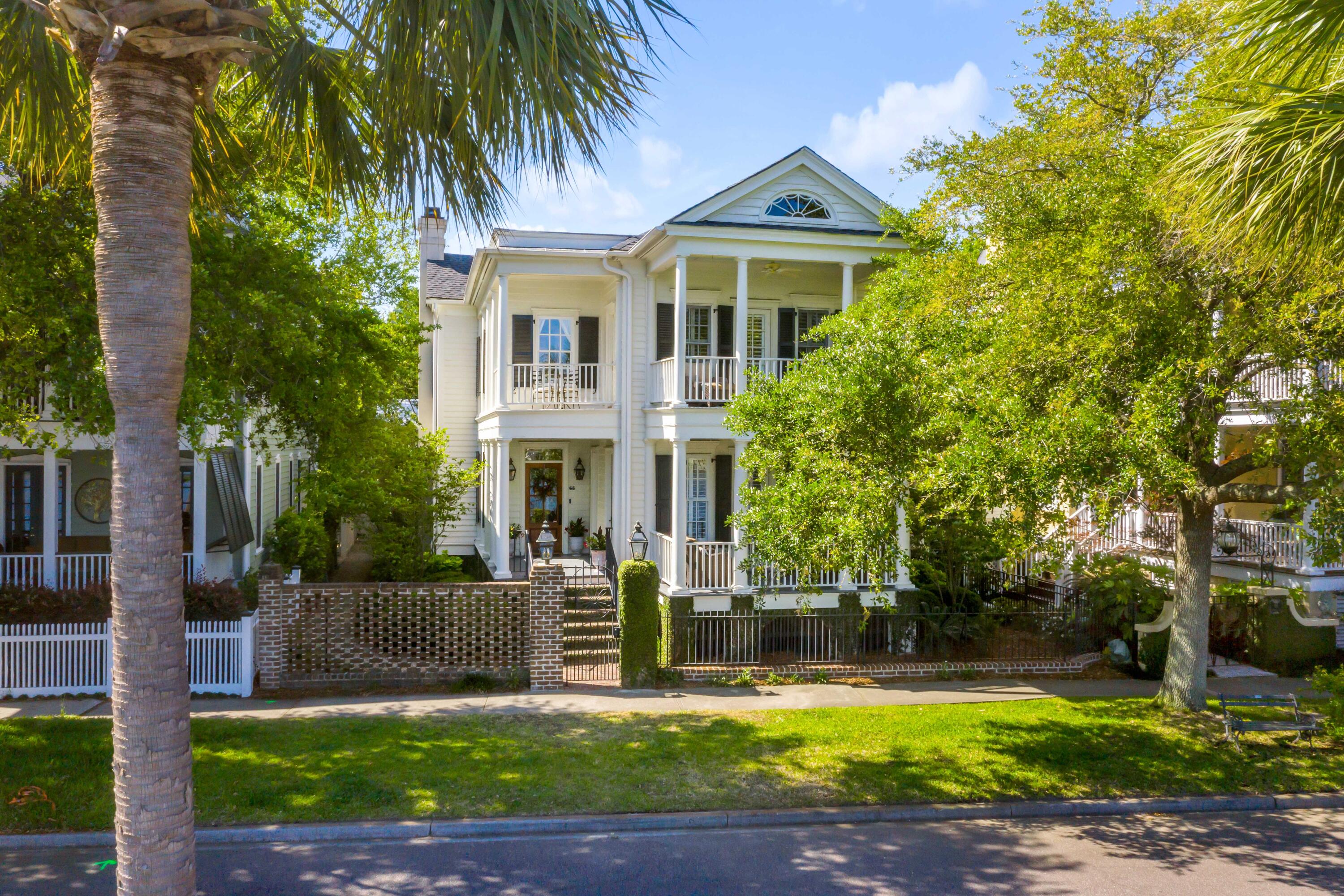 68 Sowell Street Mount Pleasant, SC 29464 - Photo 1 of 55 68Sowell_NickCannPhoto-66