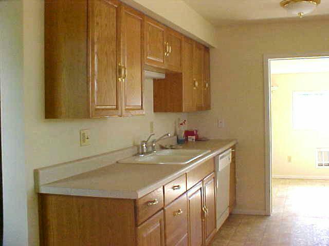3112 South Wiley Road Yakima, WA 98903 - Photo 3 of 7 a bathroom with a sink and a mirror