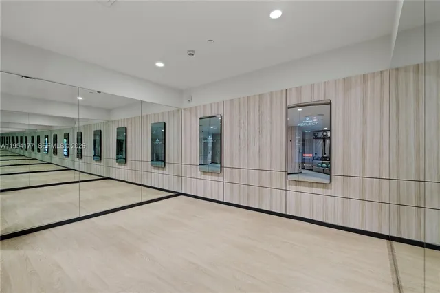 $5,537 | 101 Diplomat Parkway, Unit 2010, Hallandale Beach, FL 33009