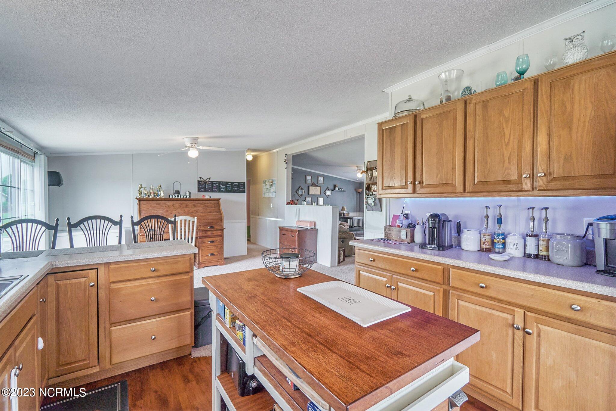 137 Longs Loop Road Hertford, NC 27944 - Photo 16 of 34 Kitchen