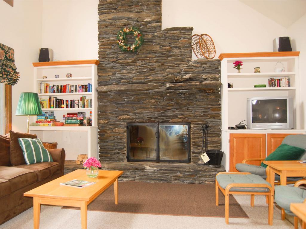 2 Battleground Road, Unit 2 Waitsfield, VT 05673 - Photo 1 of 27