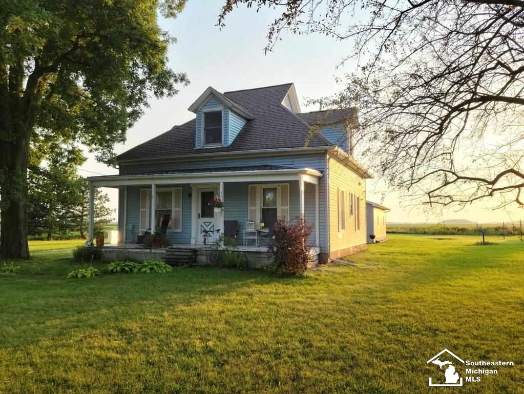 6717 Wilcox Road Dundee, MI 48131 - Photo 1 of 16