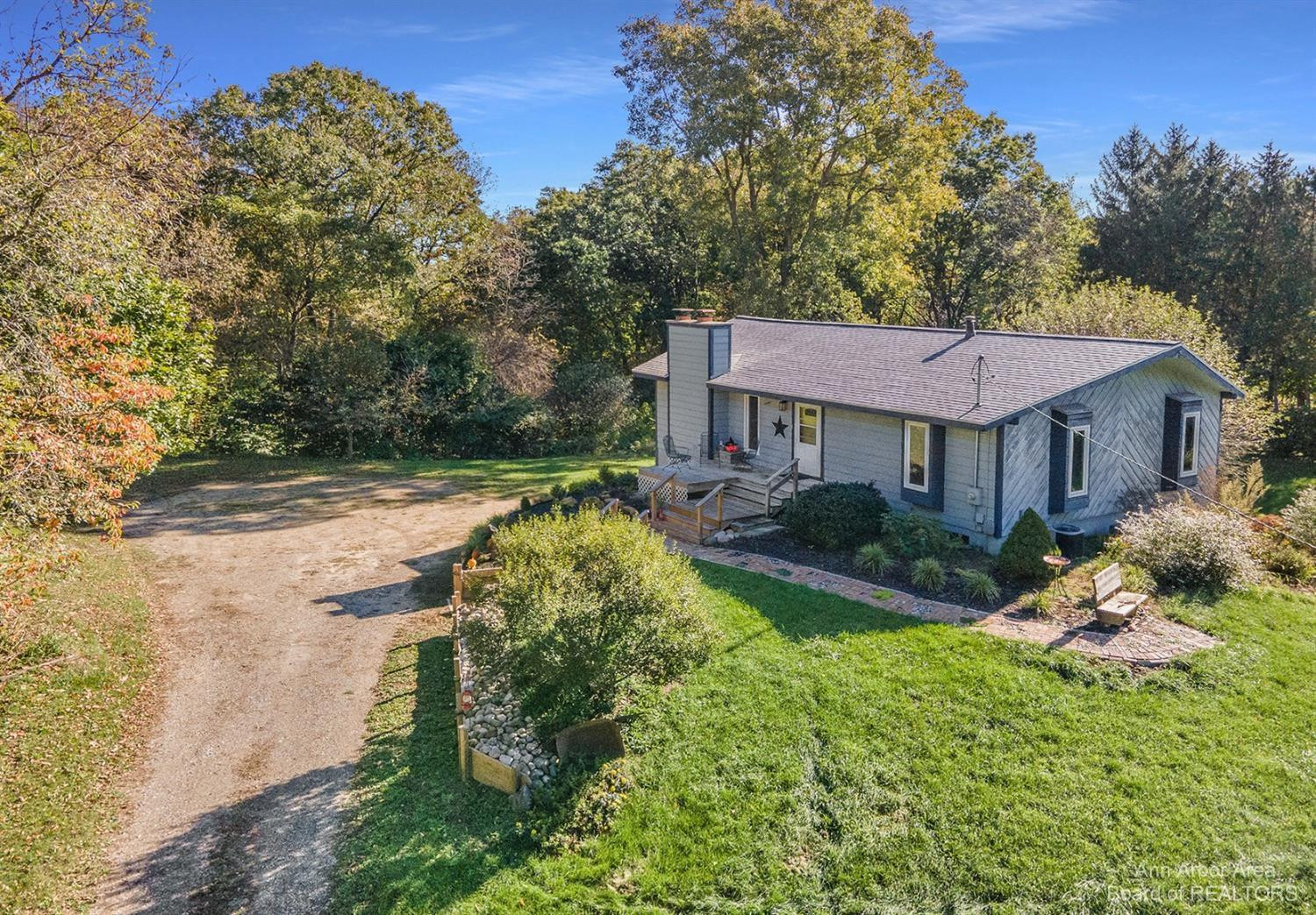 7343 Lingane Road Chelsea, MI 48118 - Photo 5 of 37 Photo 5