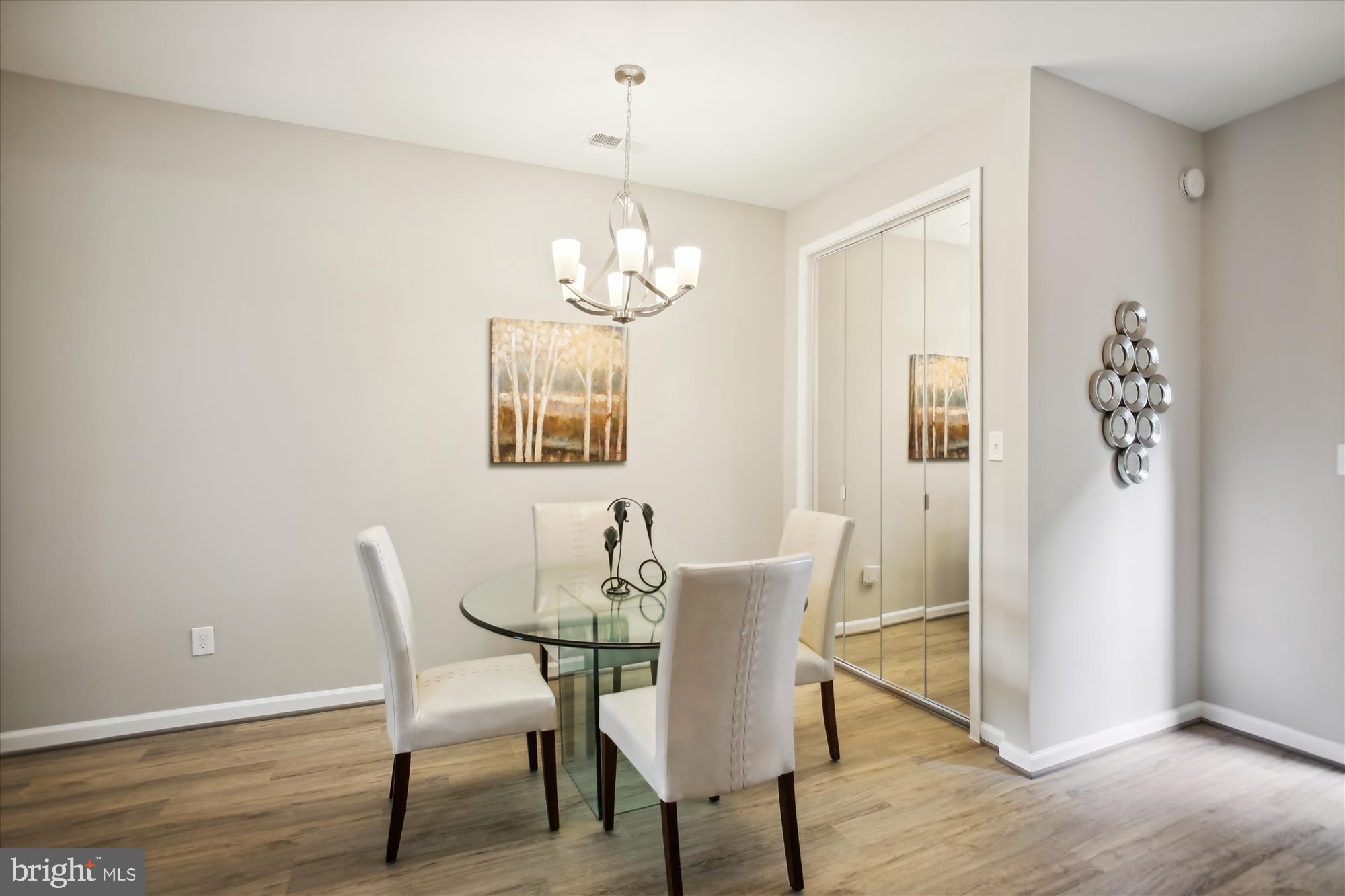 11208 Harbor Court, Unit 1208 Reston, VA 20191 - Photo 14 of 51 Dining Room