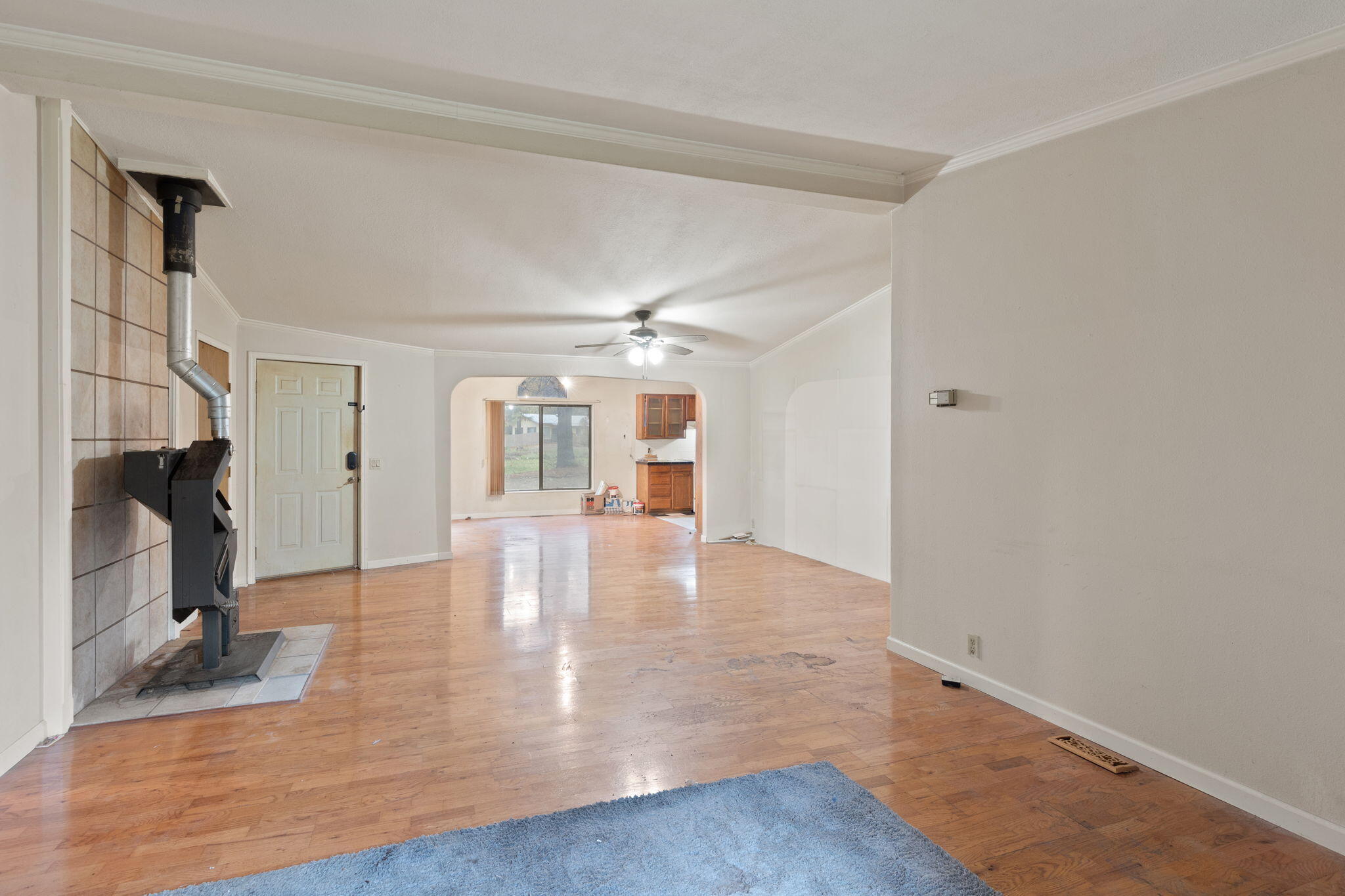 543 Hidden Valley Road Grants Pass, OR 97527 - Photo 5 of 40 8-web-or-mls-543-hidden-valley-rd