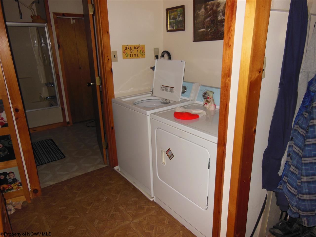 336 Gabbertville Road Morgantown, WV 26501 - Photo 9 of 20 Gallery Image 9