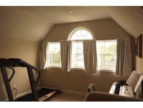 148 Rockingham Meadows Drive Johnson City, TN 37615 - Photo 16 of 21 Lovely Sitting area