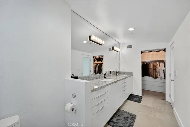 $8,200 | 1418 Innes Place, Venice, CA 90291