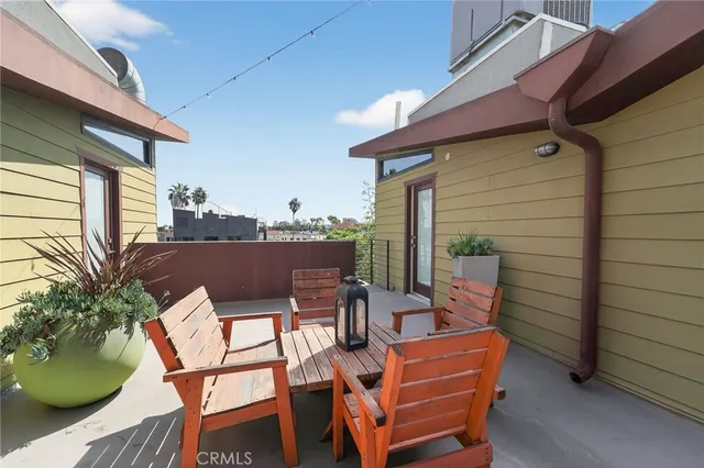 $8,200 | 1418 Innes Place, Venice, CA 90291