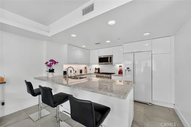 $8,200 | 1418 Innes Place, Venice, CA 90291