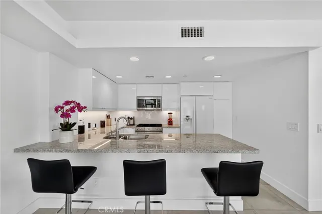 $8,200 | 1418 Innes Place, Venice, CA 90291