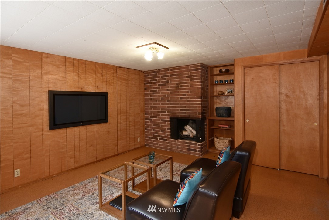 2129 North 89th Street Seattle, WA 98103 - Photo 16 of 25 Gallery Image 16