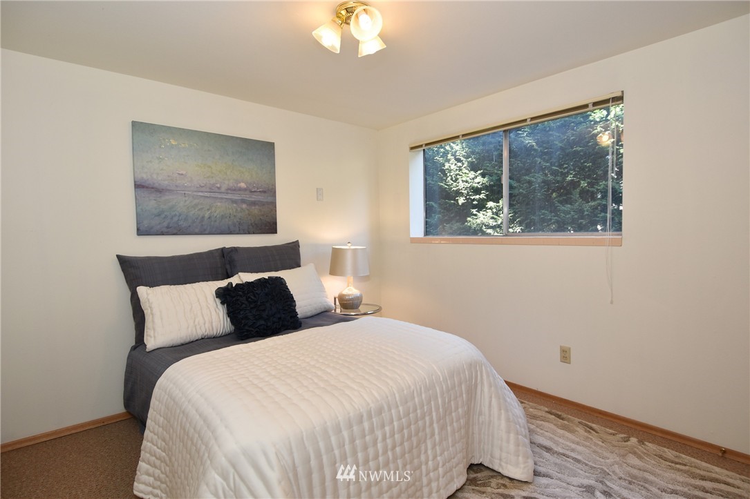 2129 North 89th Street Seattle, WA 98103 - Photo 20 of 25 Gallery Image 20