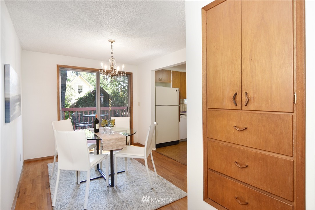 2129 North 89th Street Seattle, WA 98103 - Photo 5 of 25 Gallery Image 5