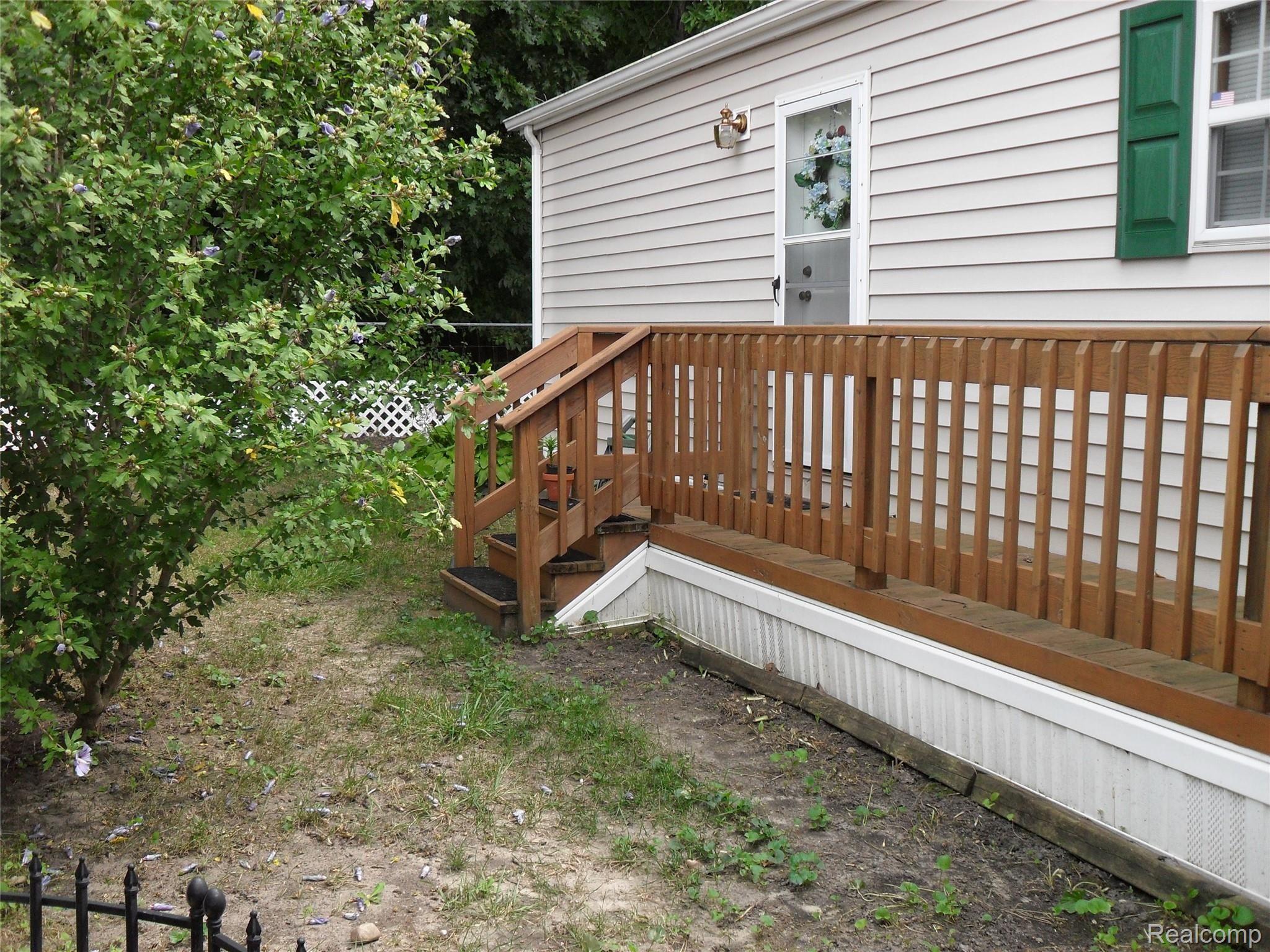 3333 Ravenswood Road Marysville, MI 48040 - Photo 10 of 12 SDC12912.JPG