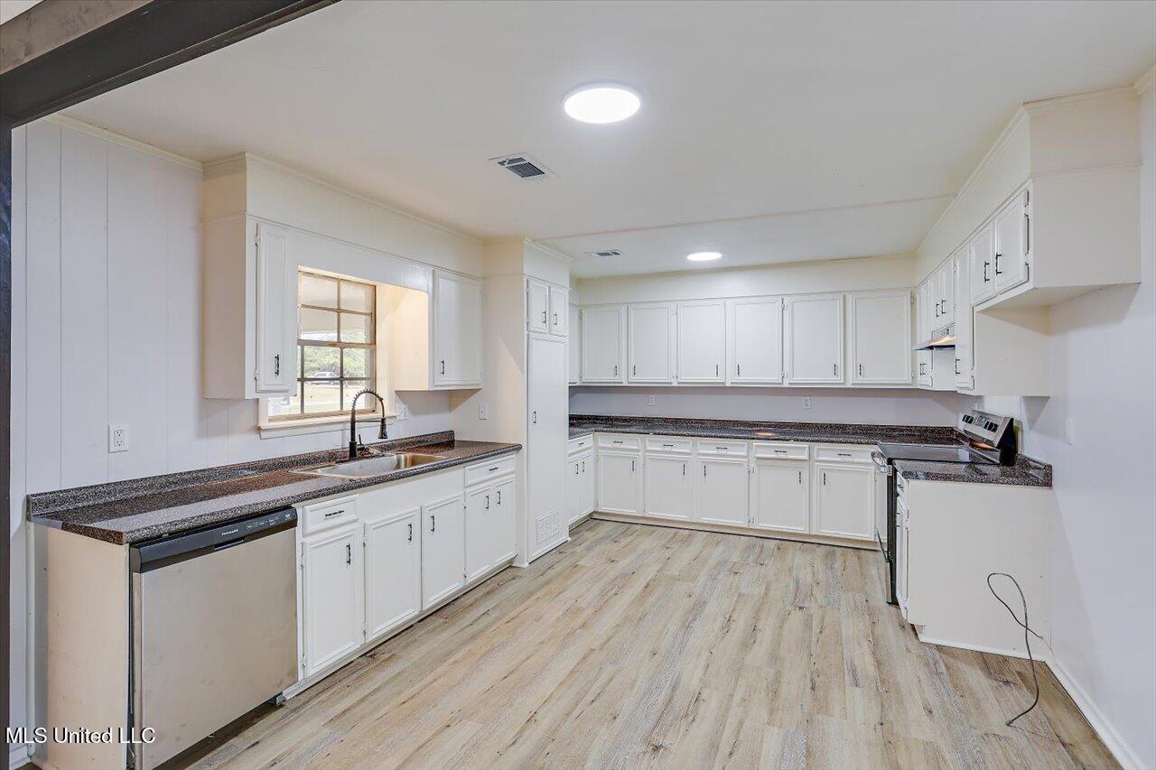 439 New Hope Road Mount Olive, MS 39119 - Photo 13 of 44 13-439 New Hope Rd