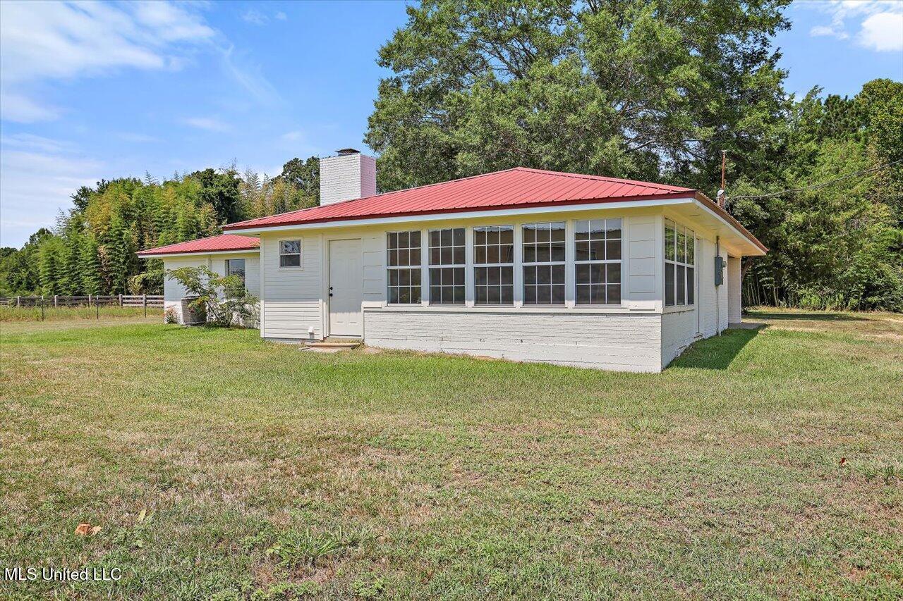 439 New Hope Road Mount Olive, MS 39119 - Photo 27 of 44 27-439 New Hope Rd
