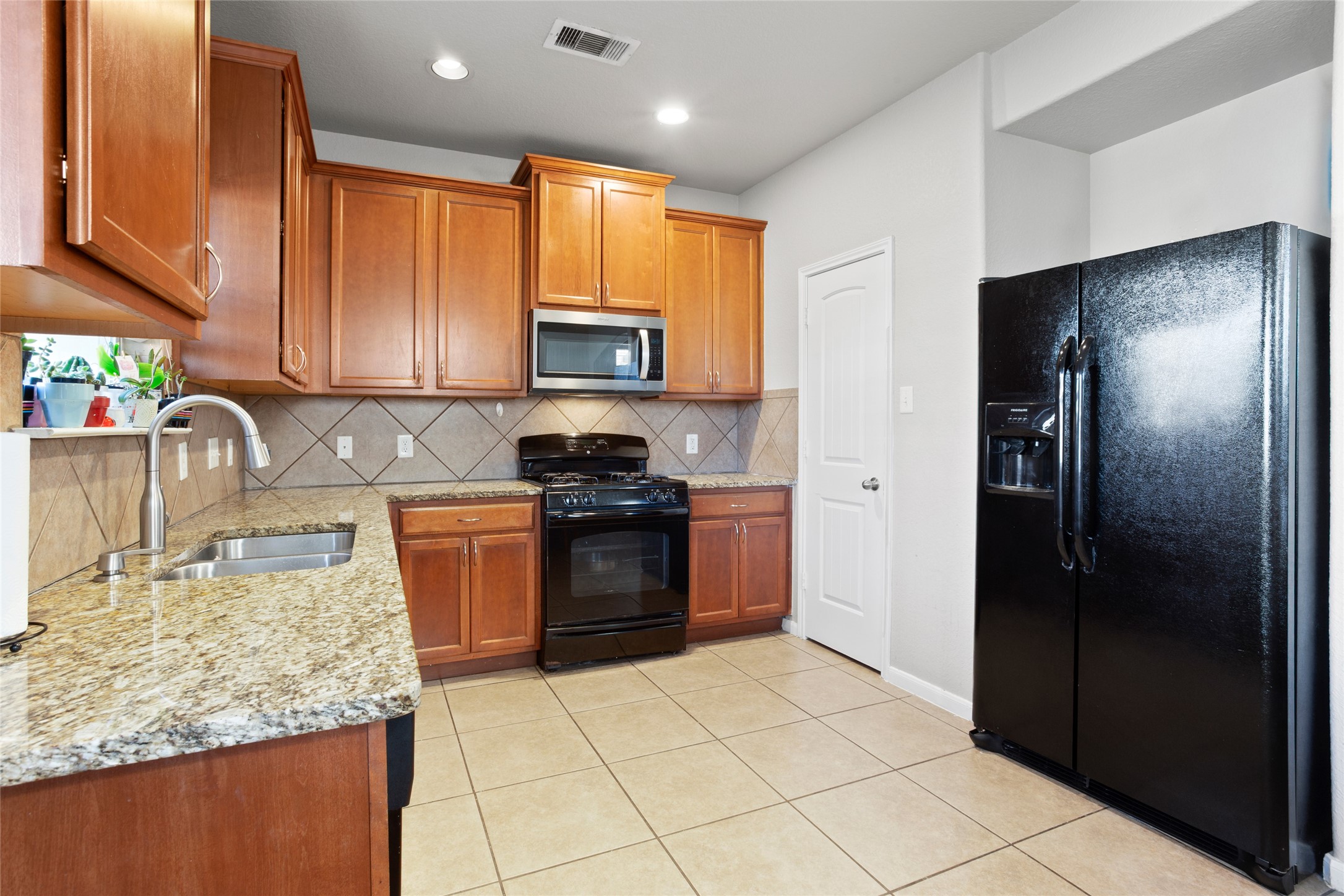 30 Supiro Drive Manvel, TX 77578 - Photo 8 of 30