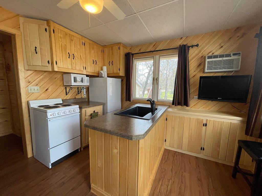 26142 Isoline Loop Park Rapids, MN 56470 - Photo 6 of 19