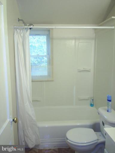 1624 Yakona Road Towson, MD 21286 - Photo 17 of 19 Bath #1